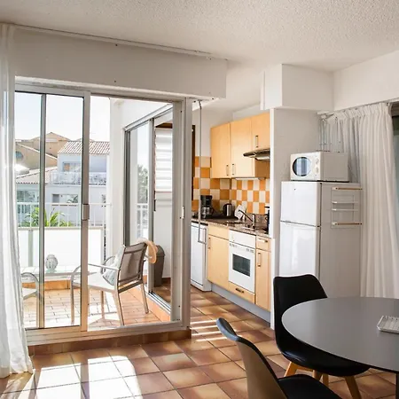 Aparthotel Pierre & Les Bulles De 4*