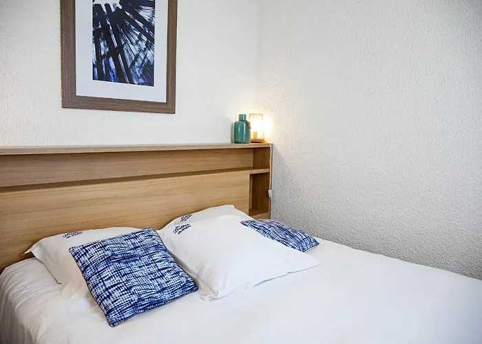 Pierre & Les Bulles De 4* Saint-Cyprien (Pyrenees-Orientales)